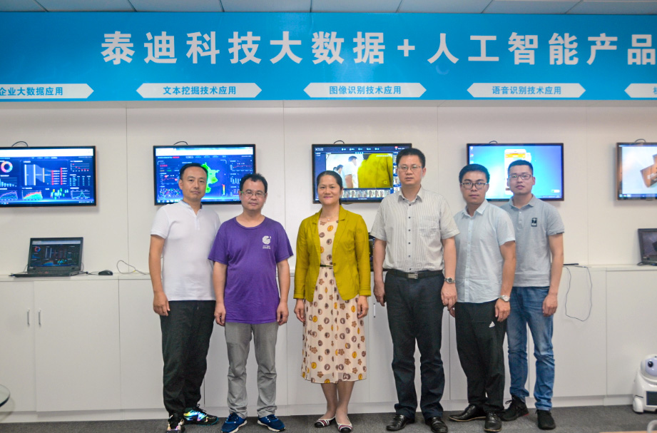 01094620qf2i.jpg