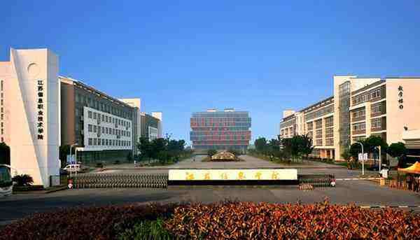 学校.jpg